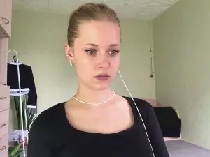 RaguelFoots  live sex cam