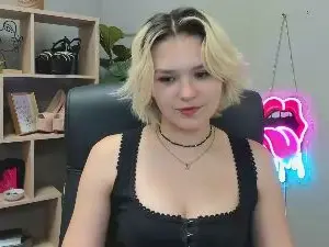SweetLilyxo  live sex cam