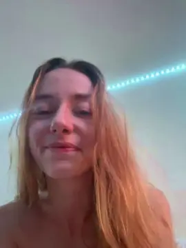 Lamuseensoie  live sex cam