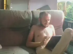 Dauphine197999  live sex cam
