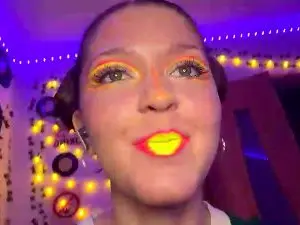 GenesisRhine  live sex cam