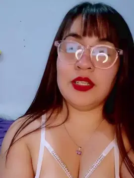 Giulicurvy  live sex cam