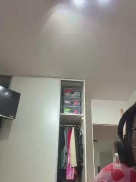 Babylola33  live sex cam