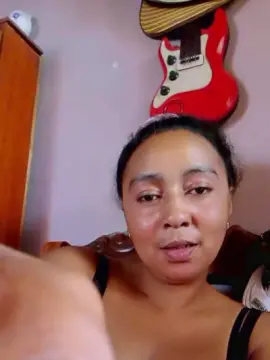 Ernestinah  live sex cam