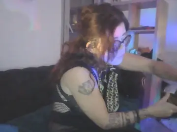 Lajeunettelola  live sex cam