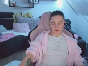 Mellyfouryou  live sex cam