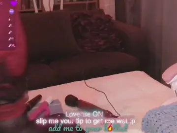 ScouseSpice  live sex cam