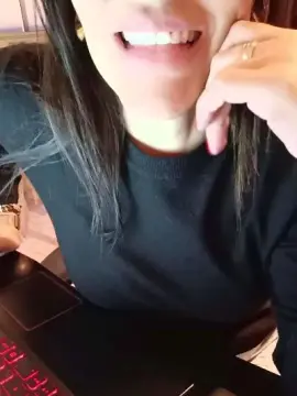 Black1982  live sex cam