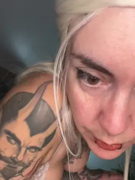 AyaWild  live sex cam