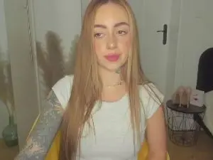 Coralie_Classy  live sex cam