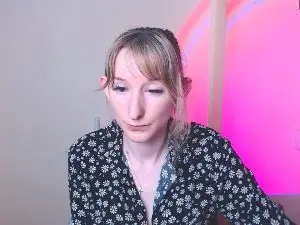LillyBluee  live sex cam
