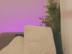 LunaRiva  live sex cam
