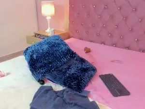 MeghanFerrer  live sex cam