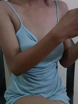 Itz_noor33  live sex cam