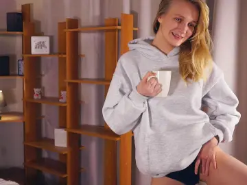 AnishaKluge  live sex cam