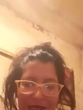 Solereloj  live sex cam