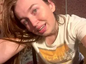 DixieOrofino  live sex cam