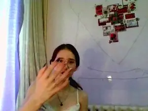 IsidraCeraos  live sex cam