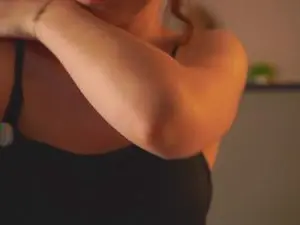 DionnaWillinger  live sex cam