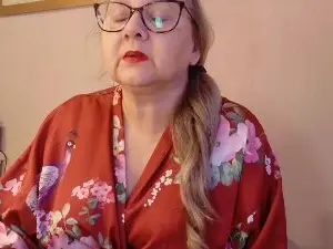 MissDDRaven  live sex cam