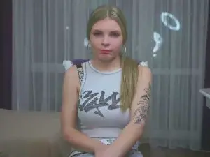 RoryPoree  live sex cam