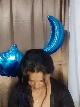 Tubellanena  live sex cam