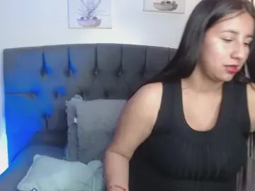 Ailyn_boobies  live sex cam