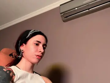 BrittaniKeatley  live sex cam