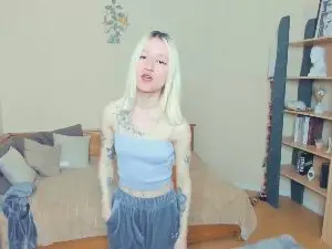 ChelseyDripps  live sex cam