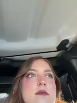 Elabun  live sex cam