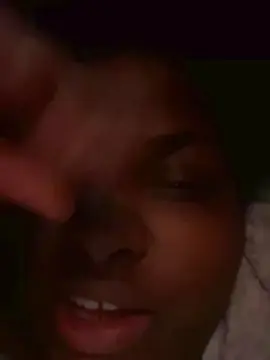LayLeeB  live sex cam