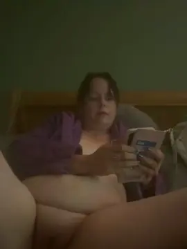 Notsnowwhite  live sex cam