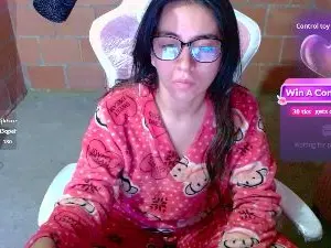 Maggie_Fox  live sex cam