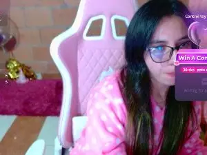 Maggie_Fox  live sex cam