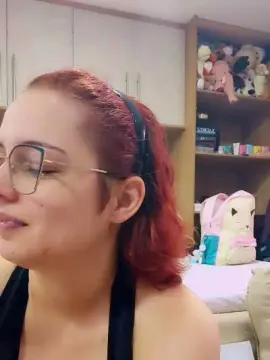 Yve_Zveel  live sex cam