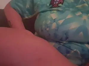 Krystal661  live sex cam