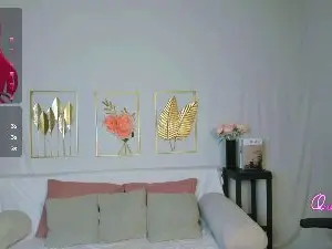 Mistresshearts  live sex cam