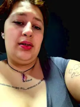 Xyraztyk  live sex cam