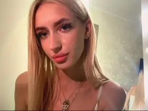CecilleMulkey  live sex cam