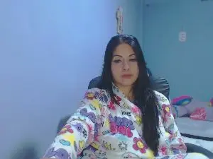 Sahotlove1_  live sex cam