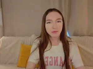 MyraCzlapinski  live sex cam