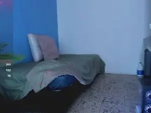 Roxi_bella  live sex cam