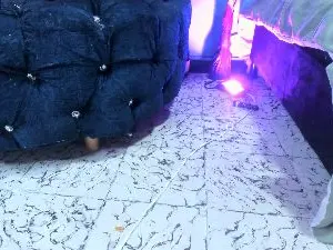Roxi_bella  live sex cam