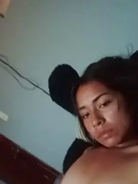 Verosahurus  live sex cam