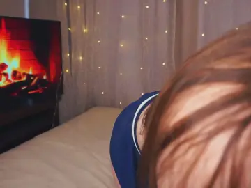 JulianaBlow  live sex cam