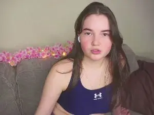 JulianaBlow  live sex cam