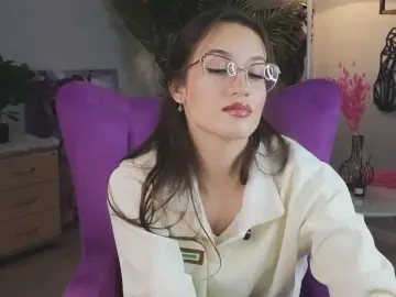 KarimaHoude  live sex cam