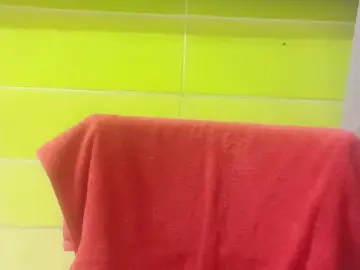 Rayra46  live sex cam