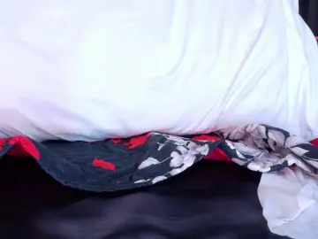 Eka_urda  live sex cam