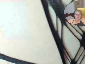 Evelin_hott  live sex cam